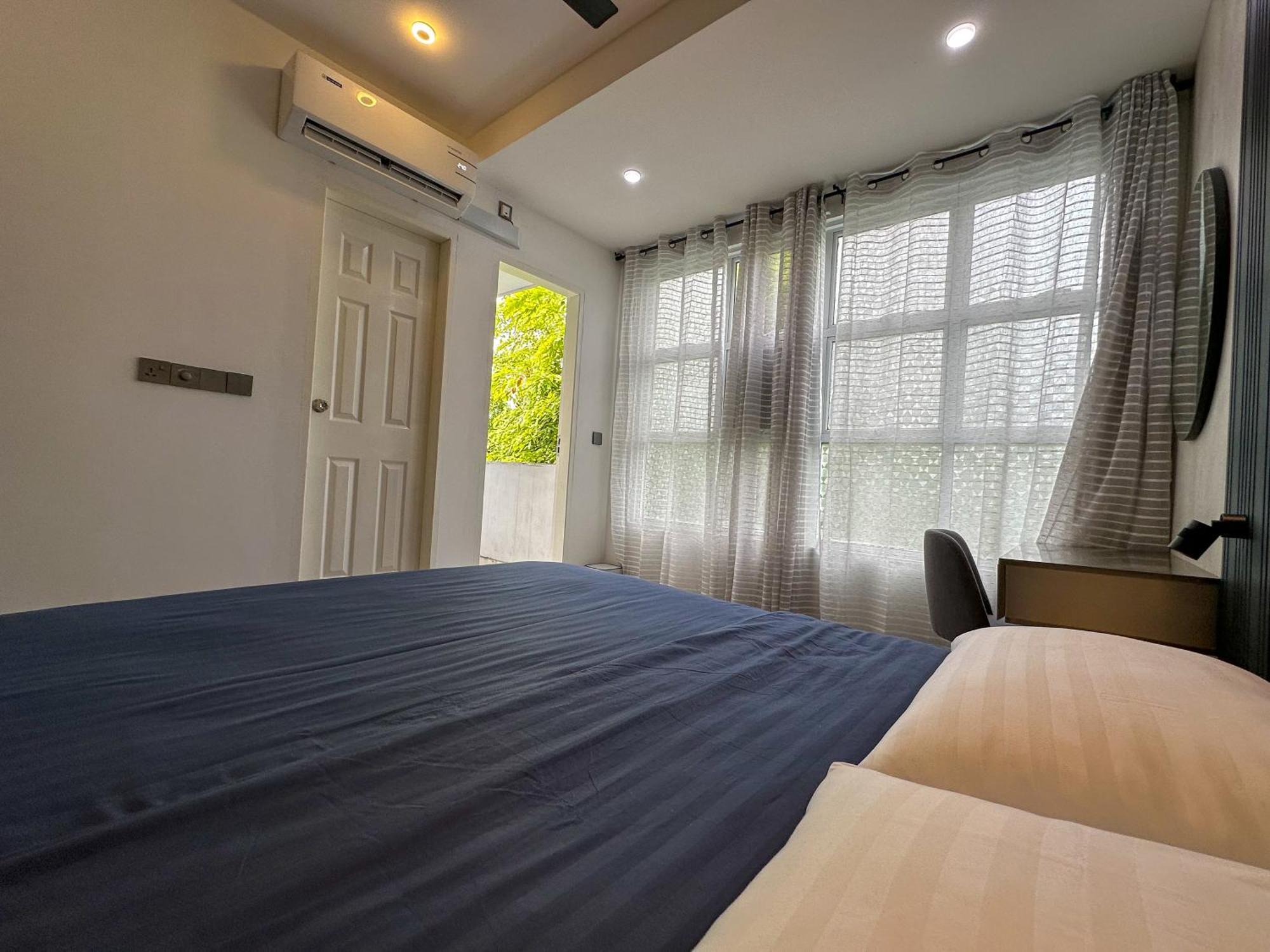 Modern, Cozy 2-bedroom Male