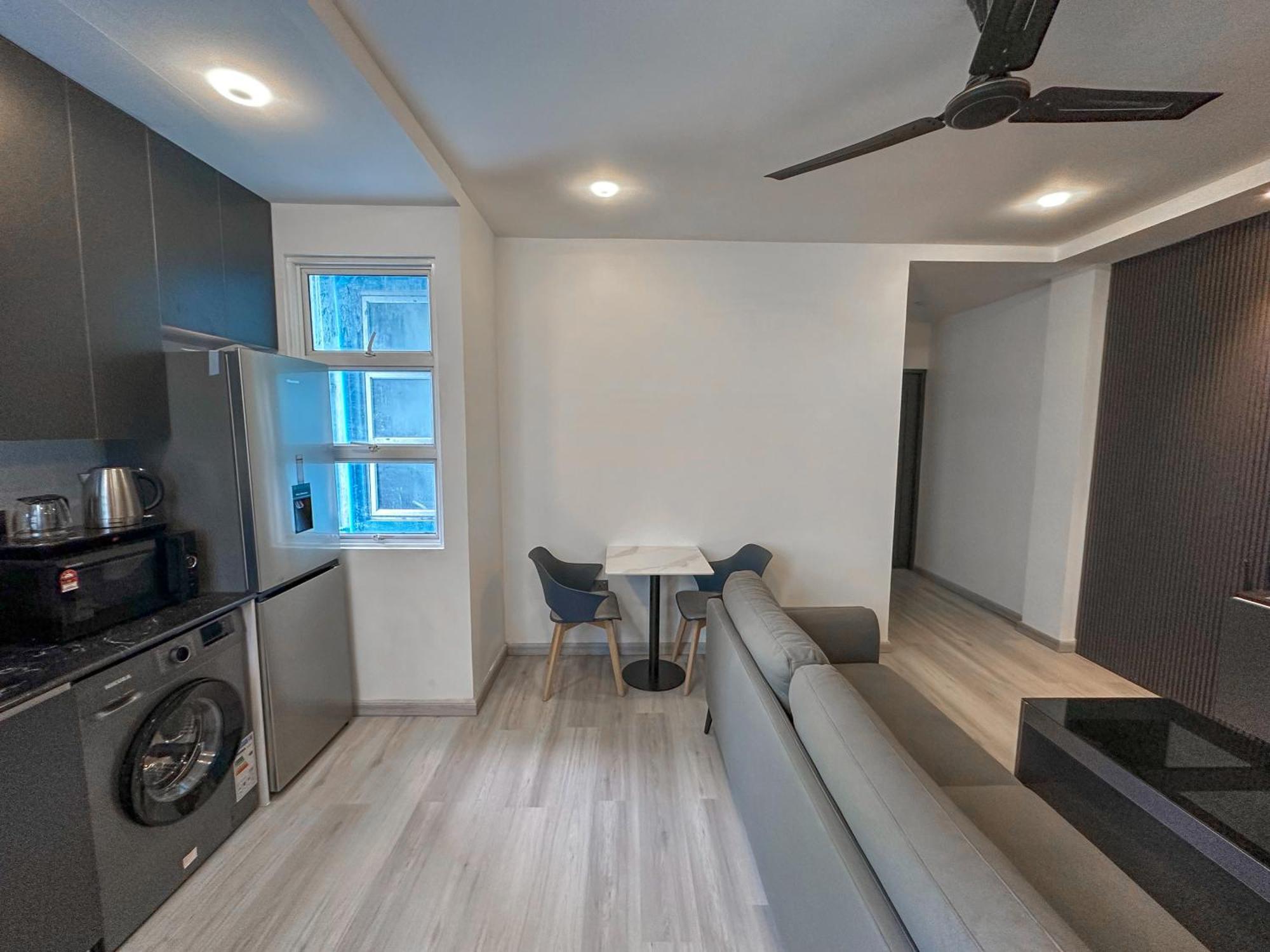 Modern, Cozy 2-bedroom Апартаменти *